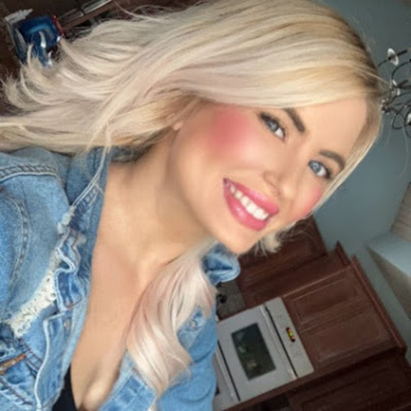 Meet your Posher, Alexandria - Picture 1 of 1